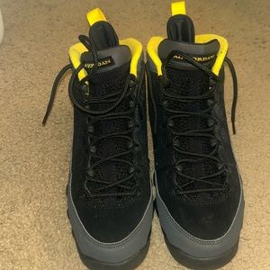 2021
Air Jordan 9 Retro ‘Dark Charcoal University Gold’
